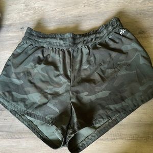 🔮Buy2Get1Free🔮 DSG women’s stride shorts sz S NWOT